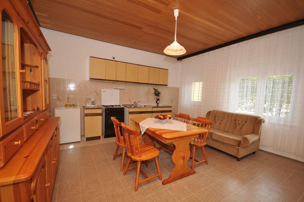Apartments Marinko Τρογκίρ Δωμάτιο φωτογραφία