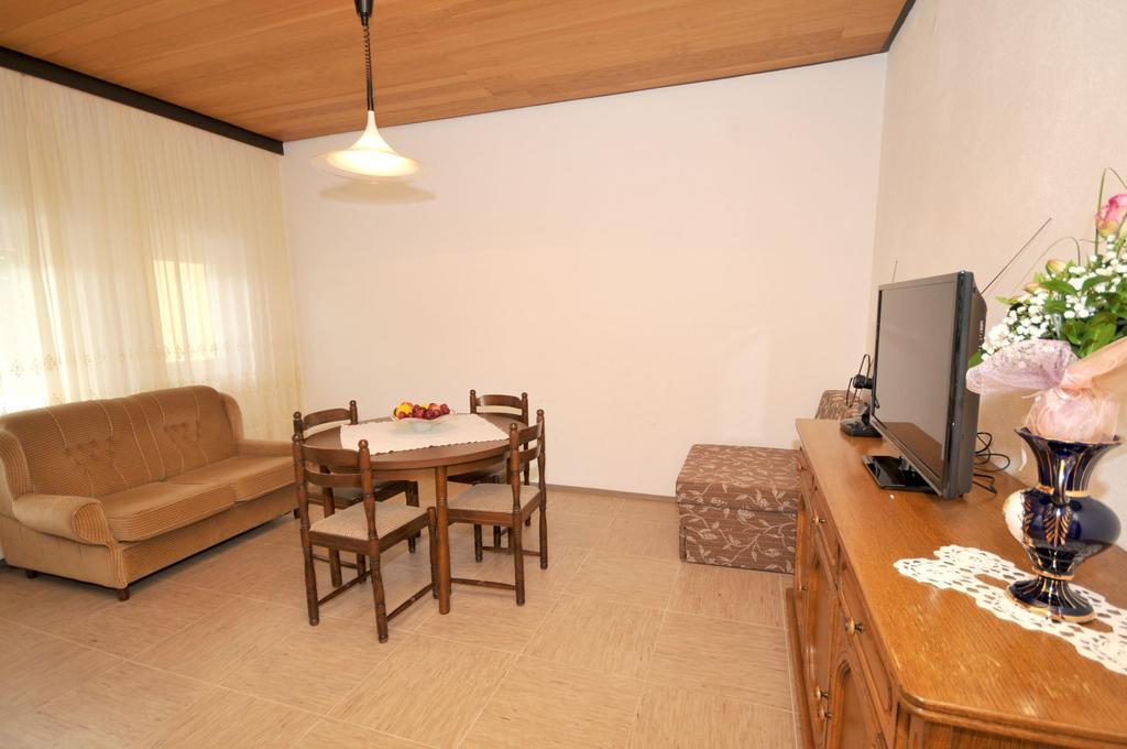Apartments Marinko Τρογκίρ Δωμάτιο φωτογραφία